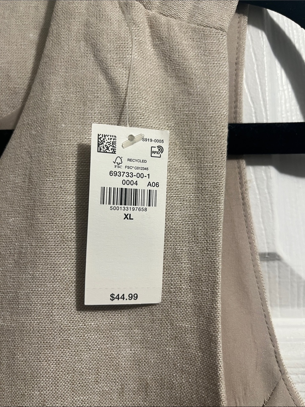 Old Navy Neutral Beige Button-Front Linen Vest - Picture 3 of 7
